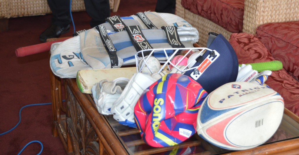 SPORTS DEPARTMENT ACCEPTS SPORTS GEAR FROM DUNNINGTON CRICKET CLUB
